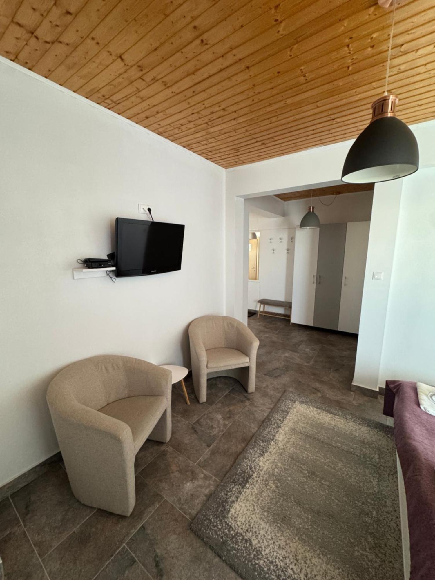 Red Family Apartments Păltiniş Pokoj fotografie